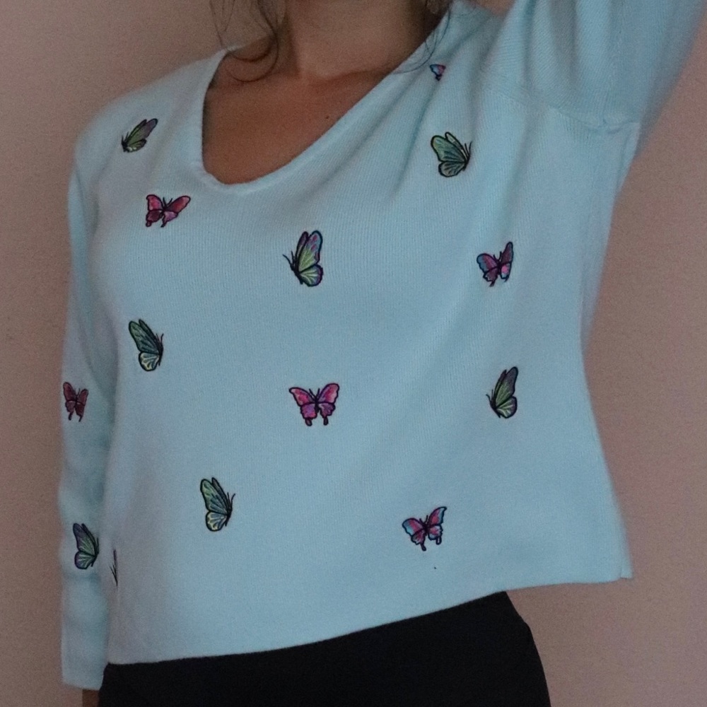 EAGLE’S EYE Butterfly Embroidery Sweater - Picture 4 of 10